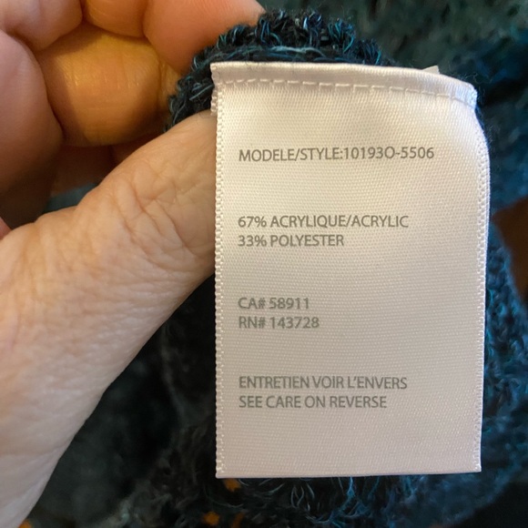 Tribal teal sweater Size L - Picture 5 of 5